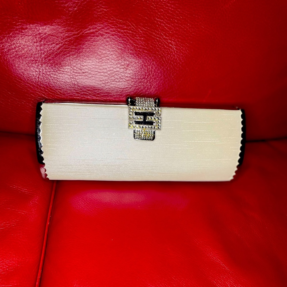 White Small Studded Clutch ✨